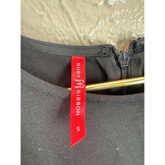 Ruby Ribbon Fit N Flare Skater Dress Black Built in Shapewear Size Small - Picture 3 of 6